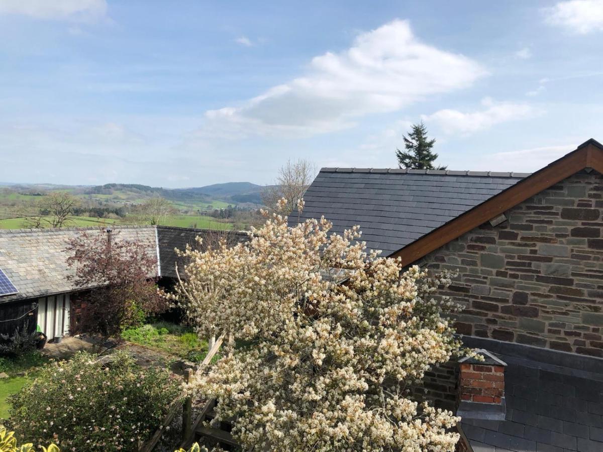 Hay Barn, Penrheol Farm, Unique Barn Conversion Builth Wells Exterior photo